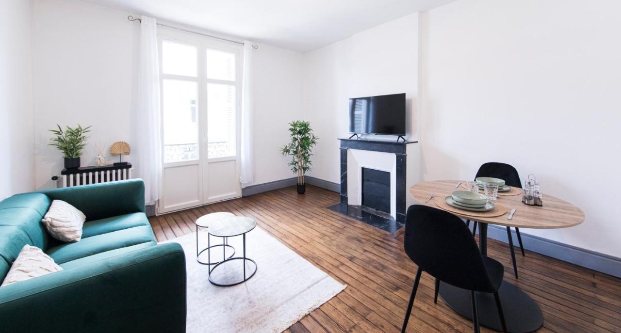 Appartement Avec Balcon A 250 M De La Gare, Hyper Centre Tours Extérieur photo