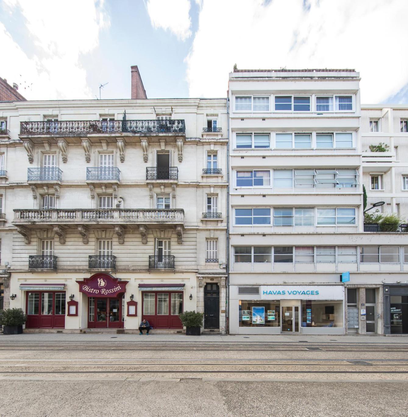 Appartement Avec Balcon A 250 M De La Gare, Hyper Centre Tours Extérieur photo